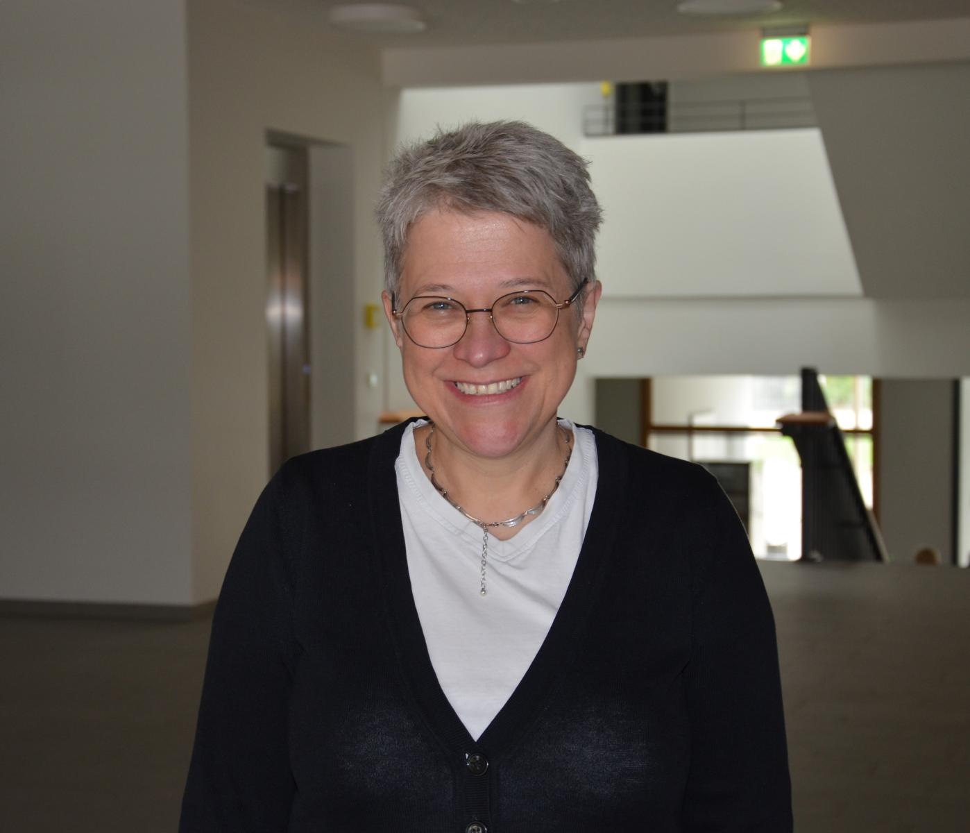 Vetrauenslehrerin Frau Leidl